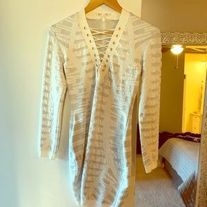 Bodycon white dress used once medium